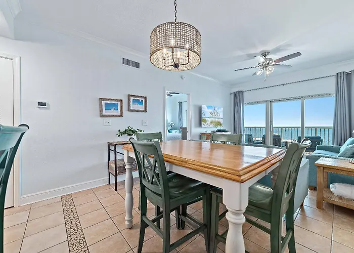 Crystal Tower 1203 Holiday home